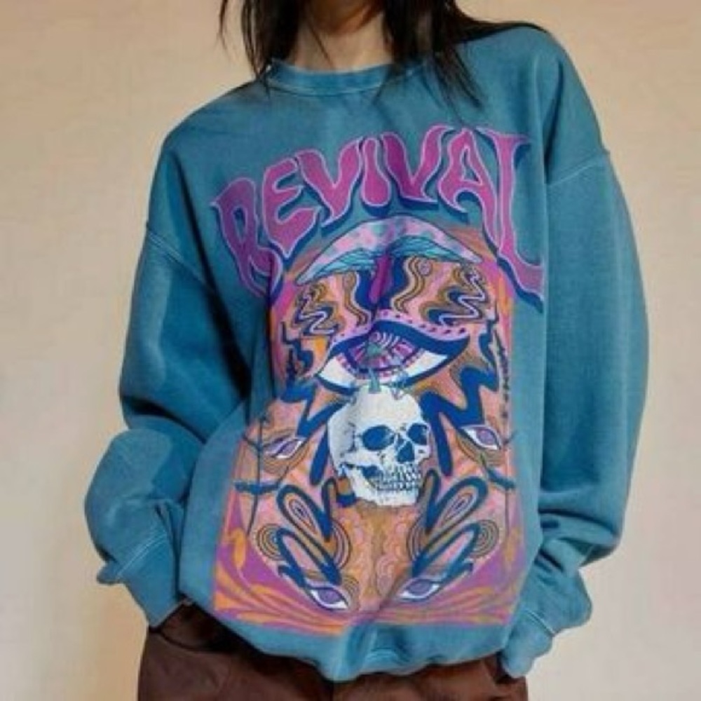 Blue urban outfitters revival crewneck size s/m